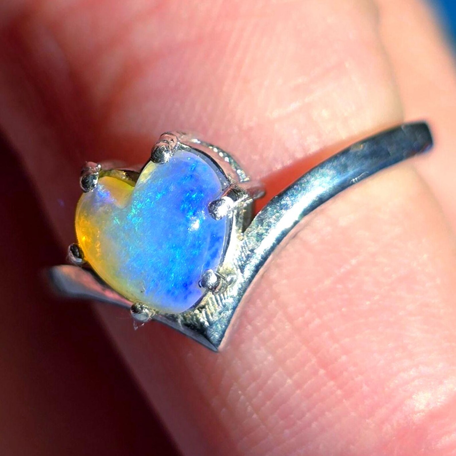 Natural Australian Opal Ring thumbnail 15