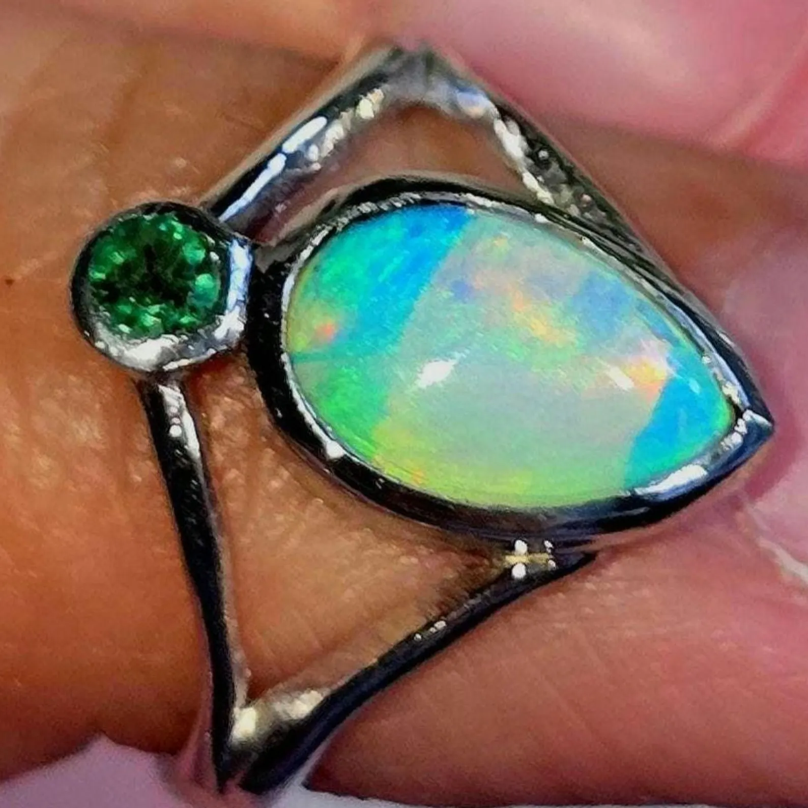 AQUA- Natural Emerald Australian Opal Ring 925 Sterling Silver, PINKY MIDI