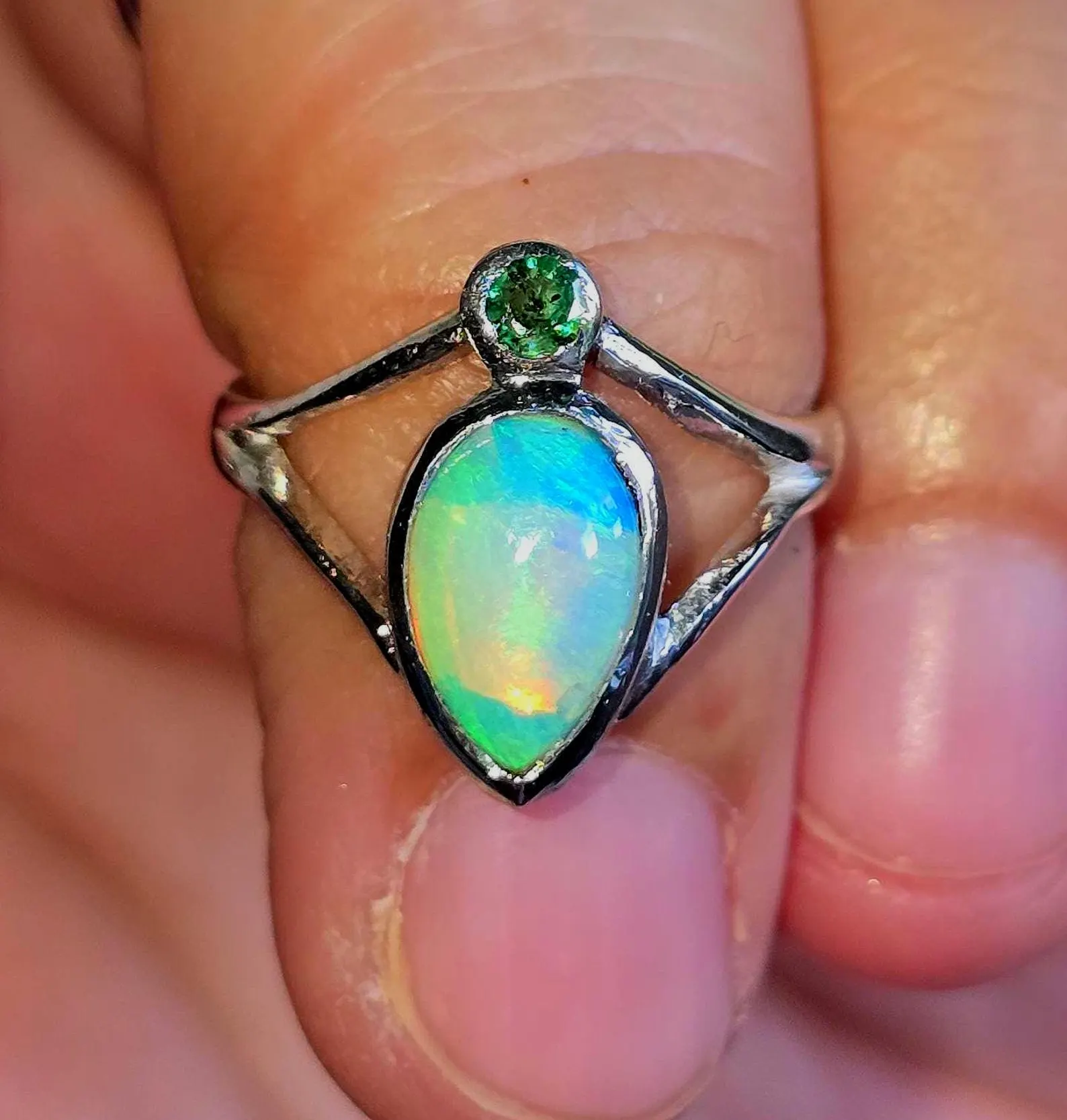 AQUA- Natural Emerald Australian Opal Ring 925 Sterling Silver, PINKY MIDI thumbnail 8