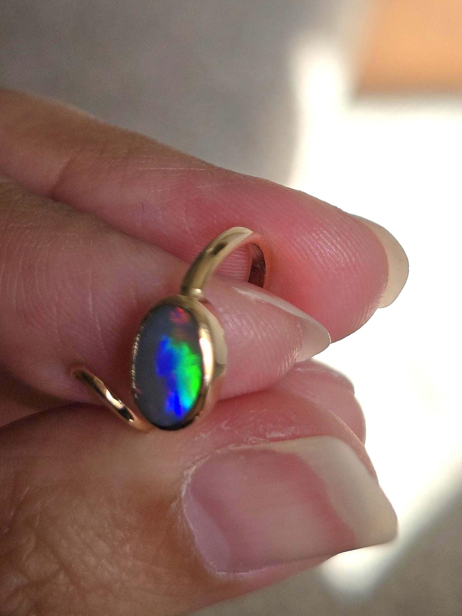 Rainbow snake - NEON Solid 9k Gold Natural Australian Black Opal Ring thumbnail 10