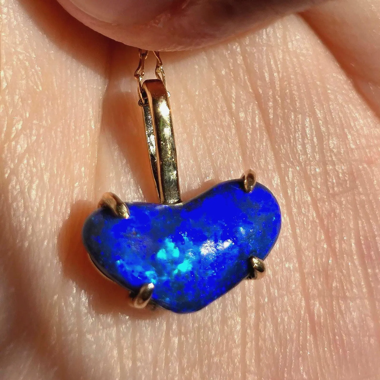 Mighty heart Purple Blue - Solid 9k Gold Natural Australian Black Opal Pendant thumbnail 18