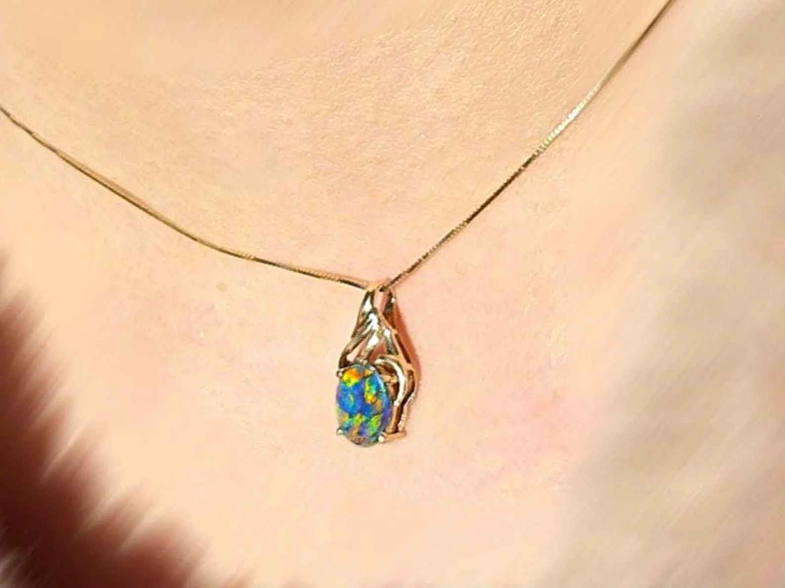 Picasso Palette- Solid 14k Gold Natural Black Australian Opal Pendant thumbnail 3