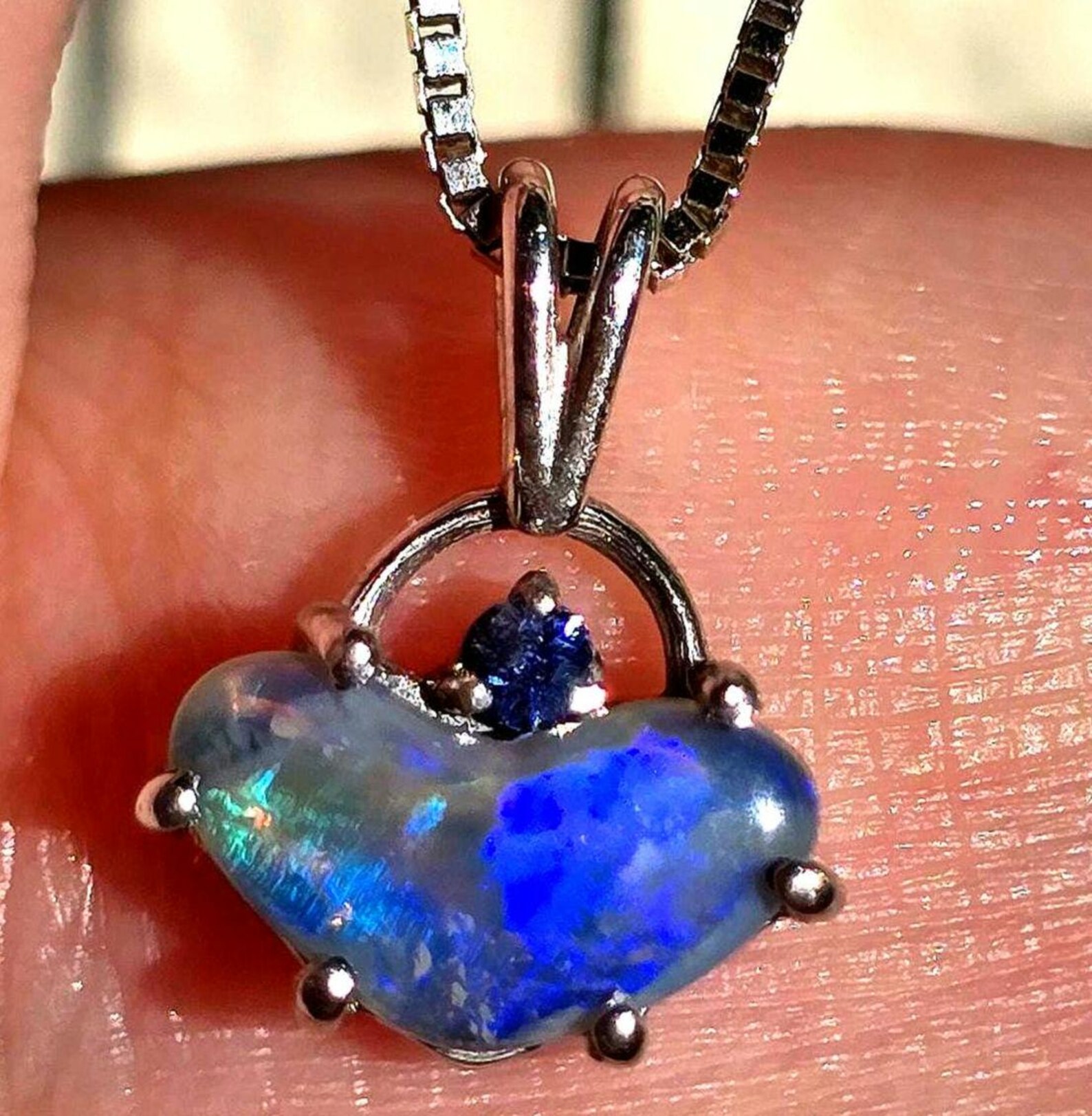 Blue baby - Natural Australian Opal Heart Necklace, Natural Sapphire, 925 Silver  thumbnail 4