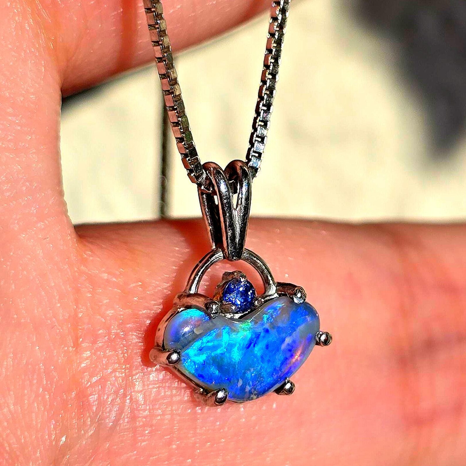 Blue baby - Natural Australian Opal Heart Necklace, Natural Sapphire, 925 Silver  thumbnail 3