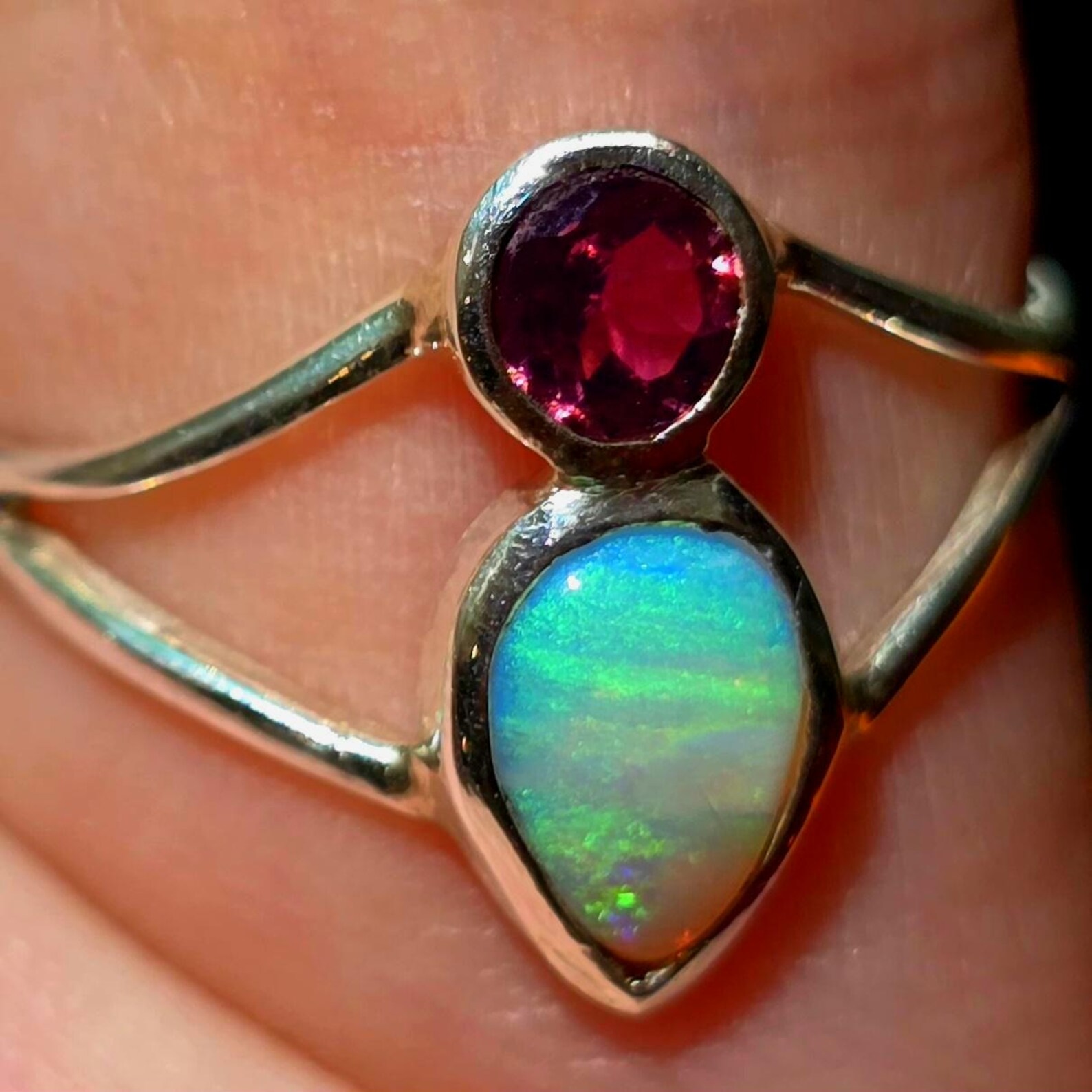 Natural Australian Opal Ring Pink Tourmaline 925 sterling Silver Size 7.5  thumbnail 4