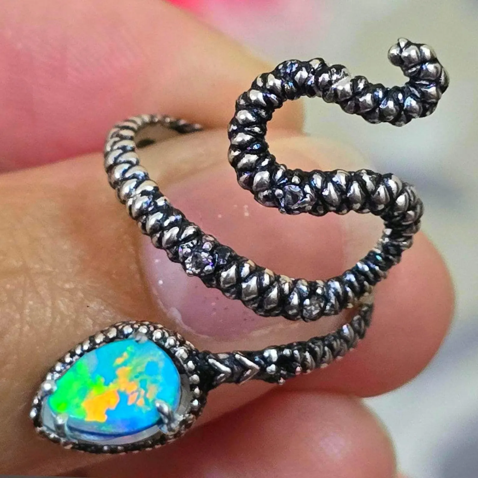 NEON Natural Australian Opal Snake Ring Silver, 