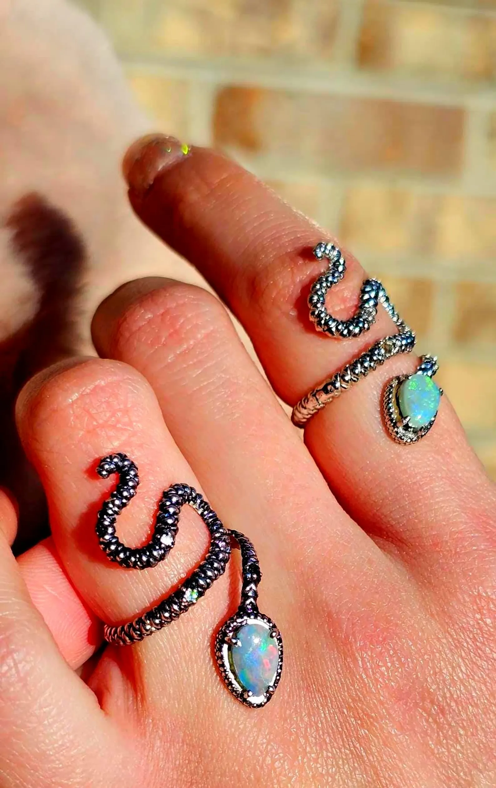 NEON Natural Australian Opal Snake Ring Silver,  thumbnail 3