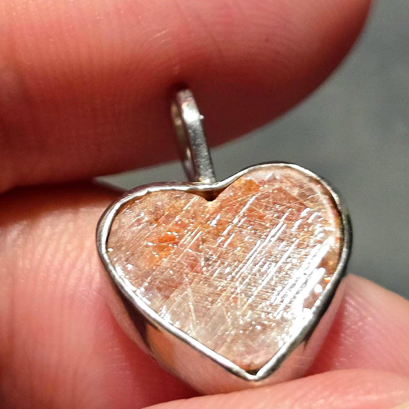 Confetti Sunstone Lattice Pendant 925 Silver Heart  thumbnail 9