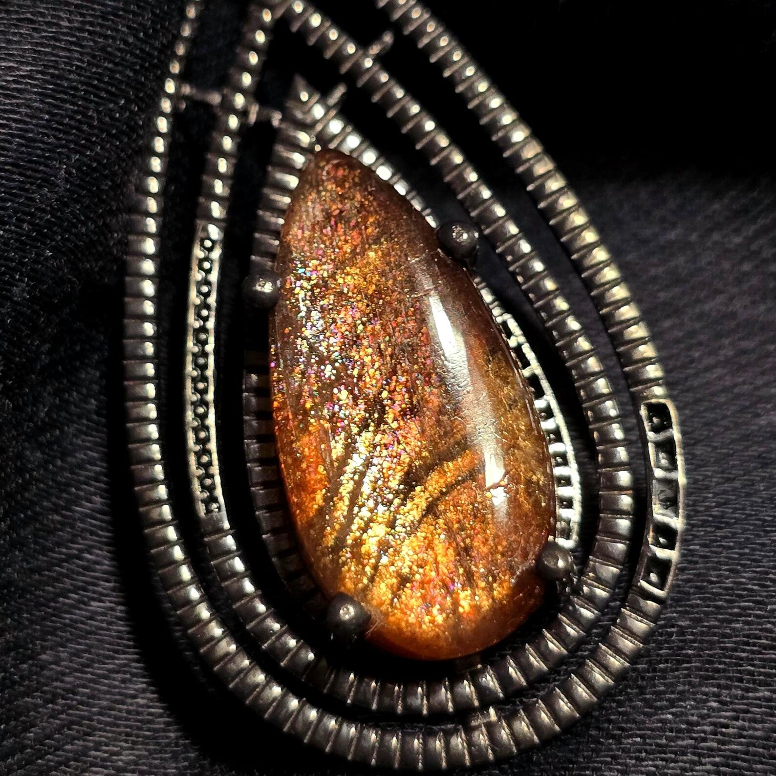 Mystery babe- Purple haze Sunstone Lattice Pendant 925 Silver Black Rhodium thumbnail 5
