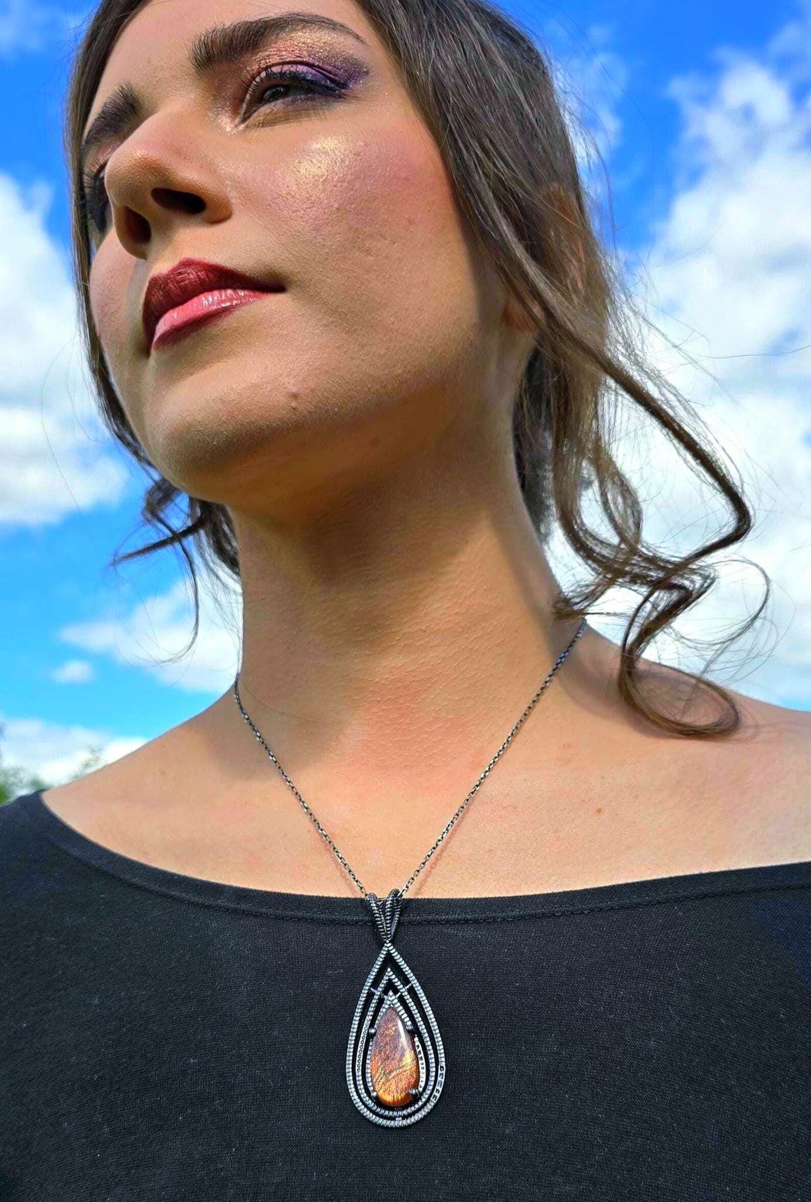 Mystery babe- Purple haze Sunstone Lattice Pendant 925 Silver Black Rhodium thumbnail 6