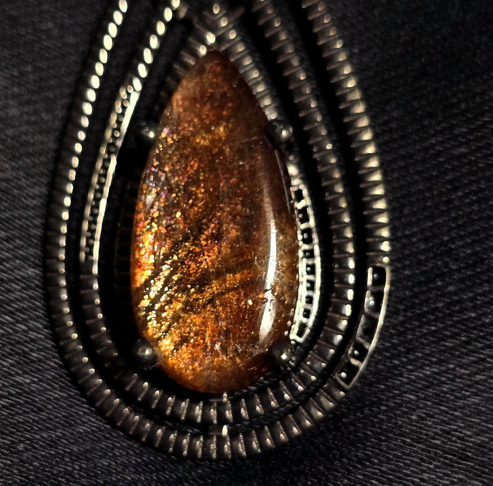 Mystery babe- Purple haze Sunstone Lattice Pendant 925 Silver Black Rhodium thumbnail 14