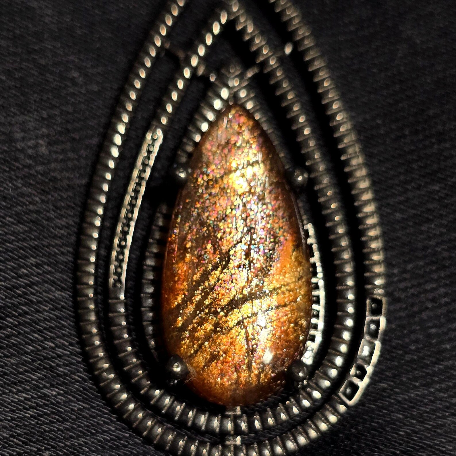 Mystery babe- Purple haze Sunstone Lattice Pendant 925 Silver Black Rhodium thumbnail 18