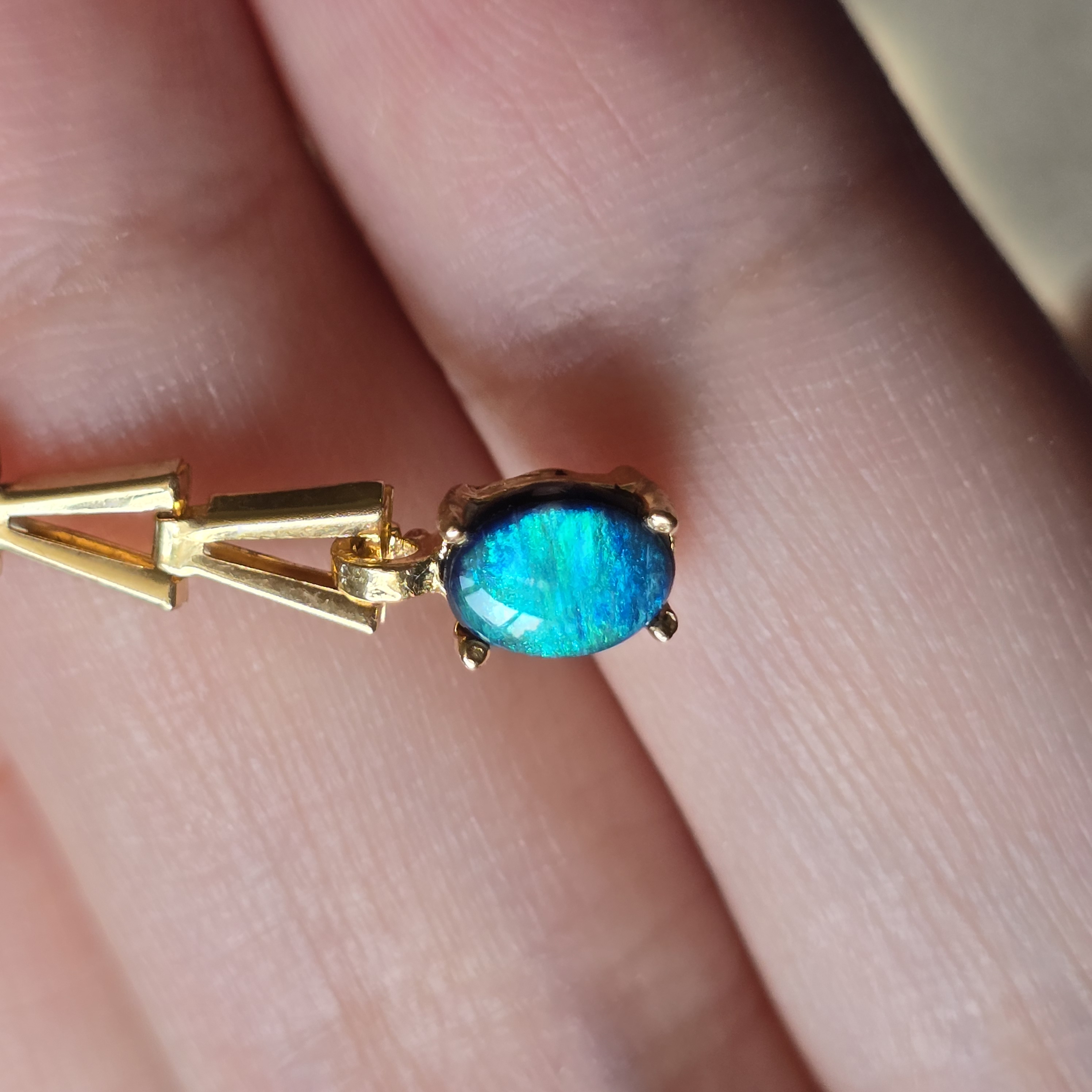 REIGN - NEON Solid 10k Gold Natural Australian Opal Doublet, Chevron link -  thumbnail 12