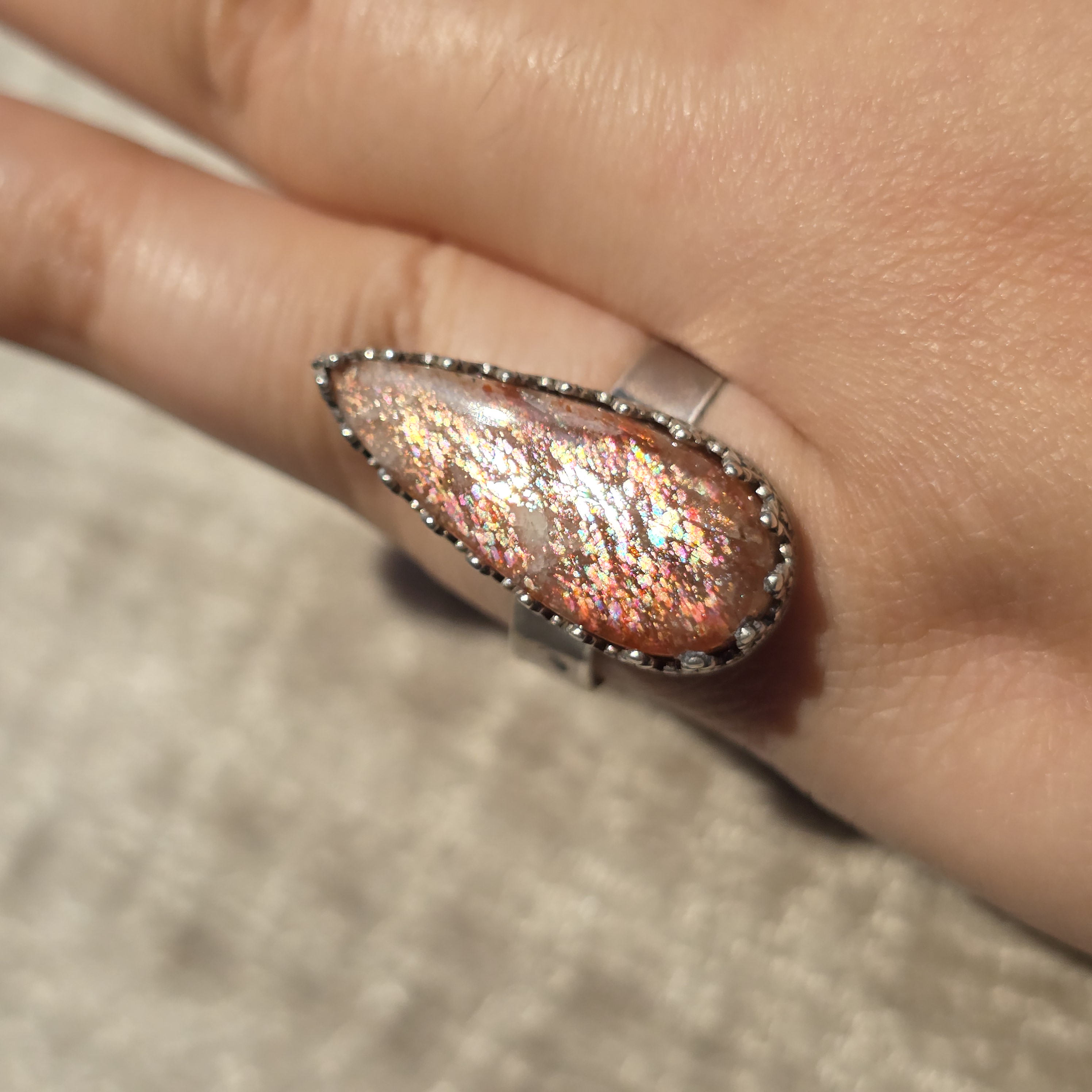 CONFETTI SUNSTONE - Natural Purple haze ring, Sunstone Lattice Ring  4