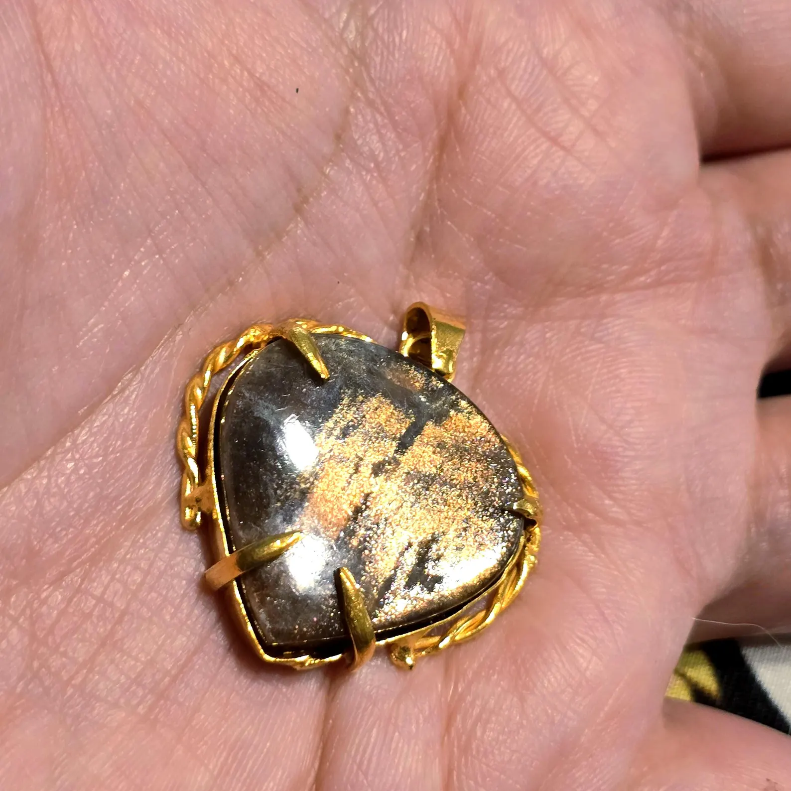 GOLD rush ,Galaxy Sunstone Lattice Copper Brass* Pendant, Gold bronze  thumbnail 8