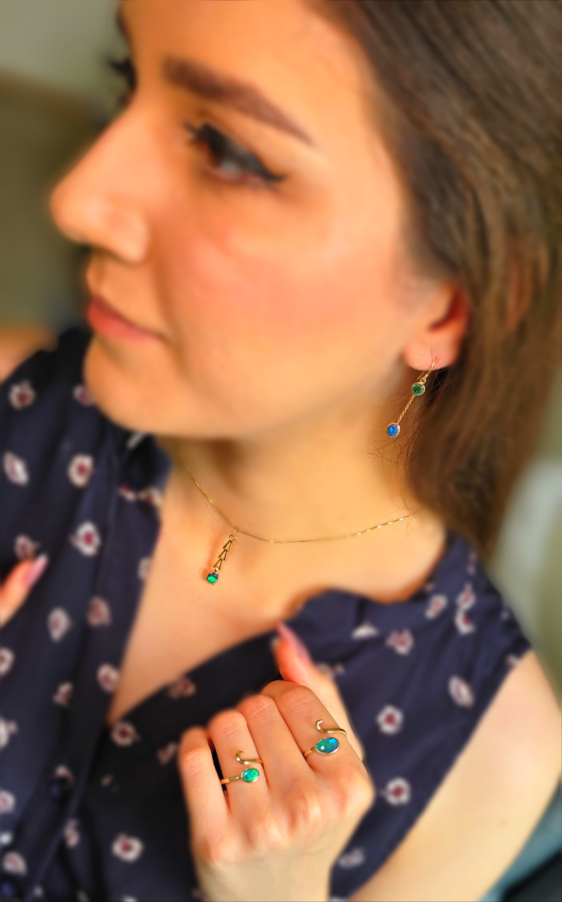 REIGN - NEON Solid 10k Gold Natural Australian Opal Doublet, Chevron link -  thumbnail 6
