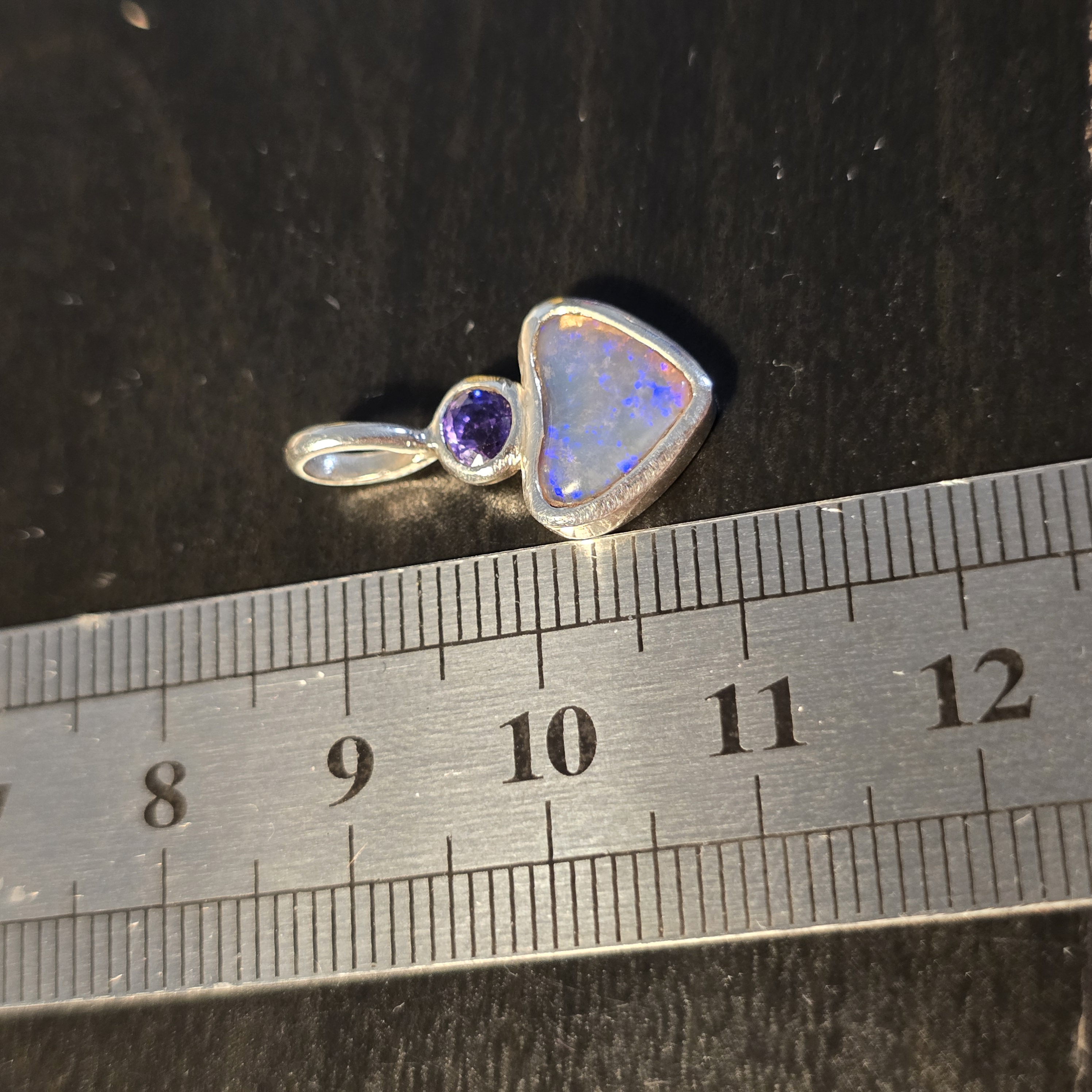 Natural Australian Opal Heart thumbnail 9