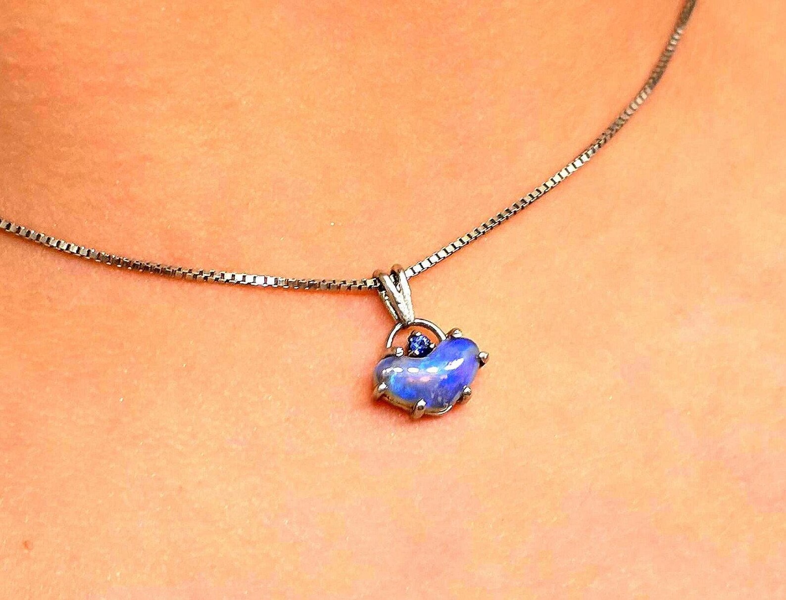 Blue baby - Natural Australian Opal Heart Necklace, Natural Sapphire, 925 Silver  thumbnail 18