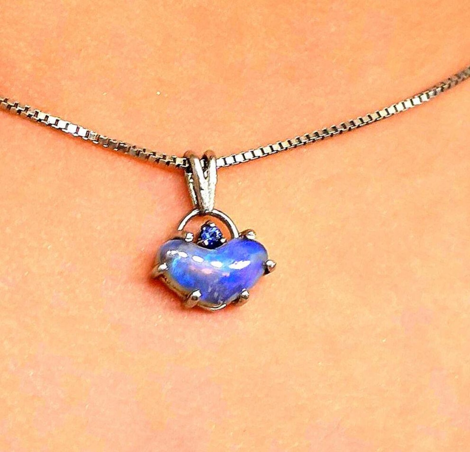 Blue baby - Natural Australian Opal Heart Necklace, Natural Sapphire, 925 Silver  thumbnail 17