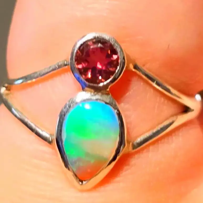 Natural Australian Opal Ring Pink Tourmaline 925 sterling Silver Size 7.5 