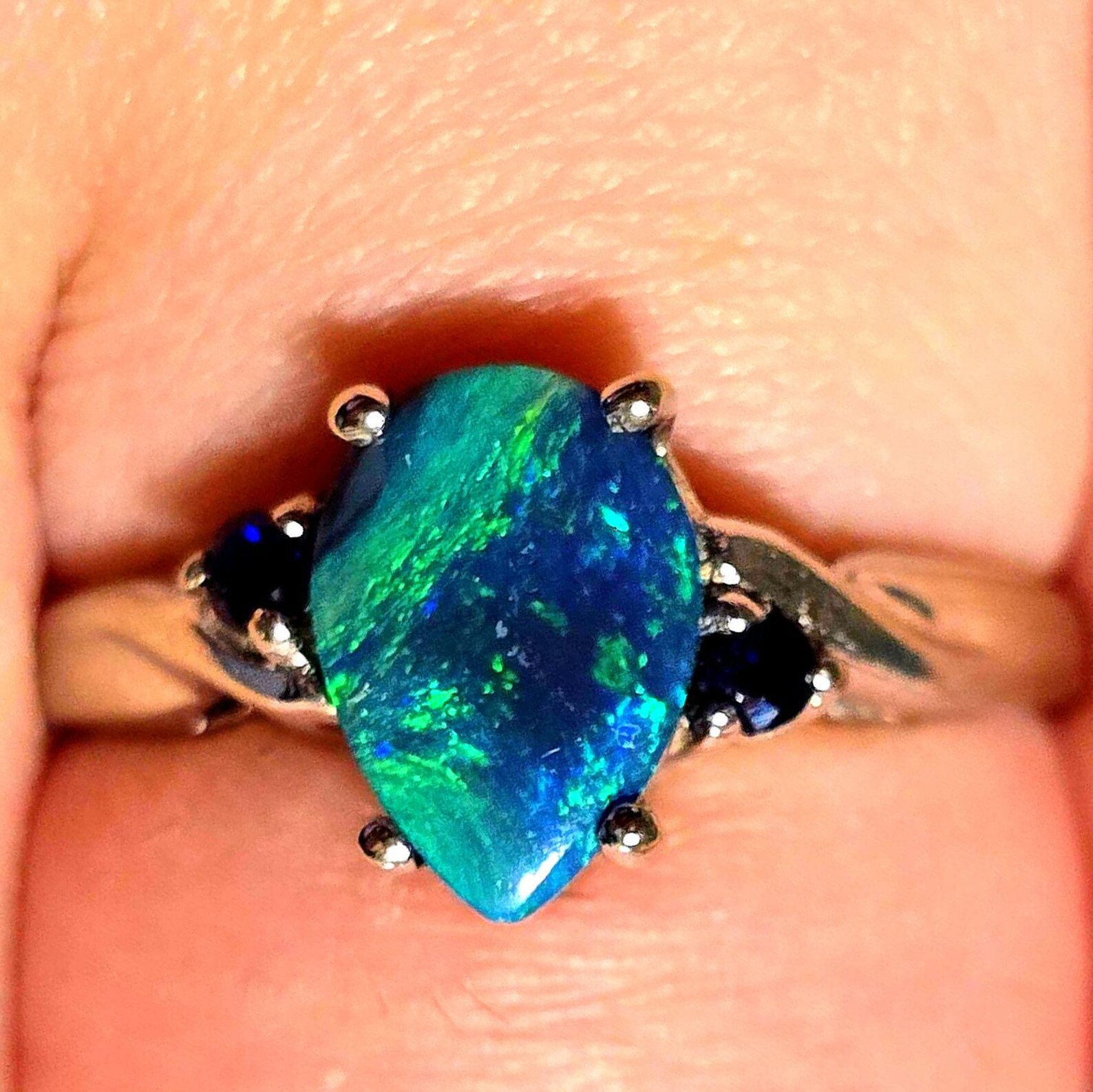 Peacock heirloom - Solid 10k White Gold Natural Australian Opal Ring Size 8.5 thumbnail 12