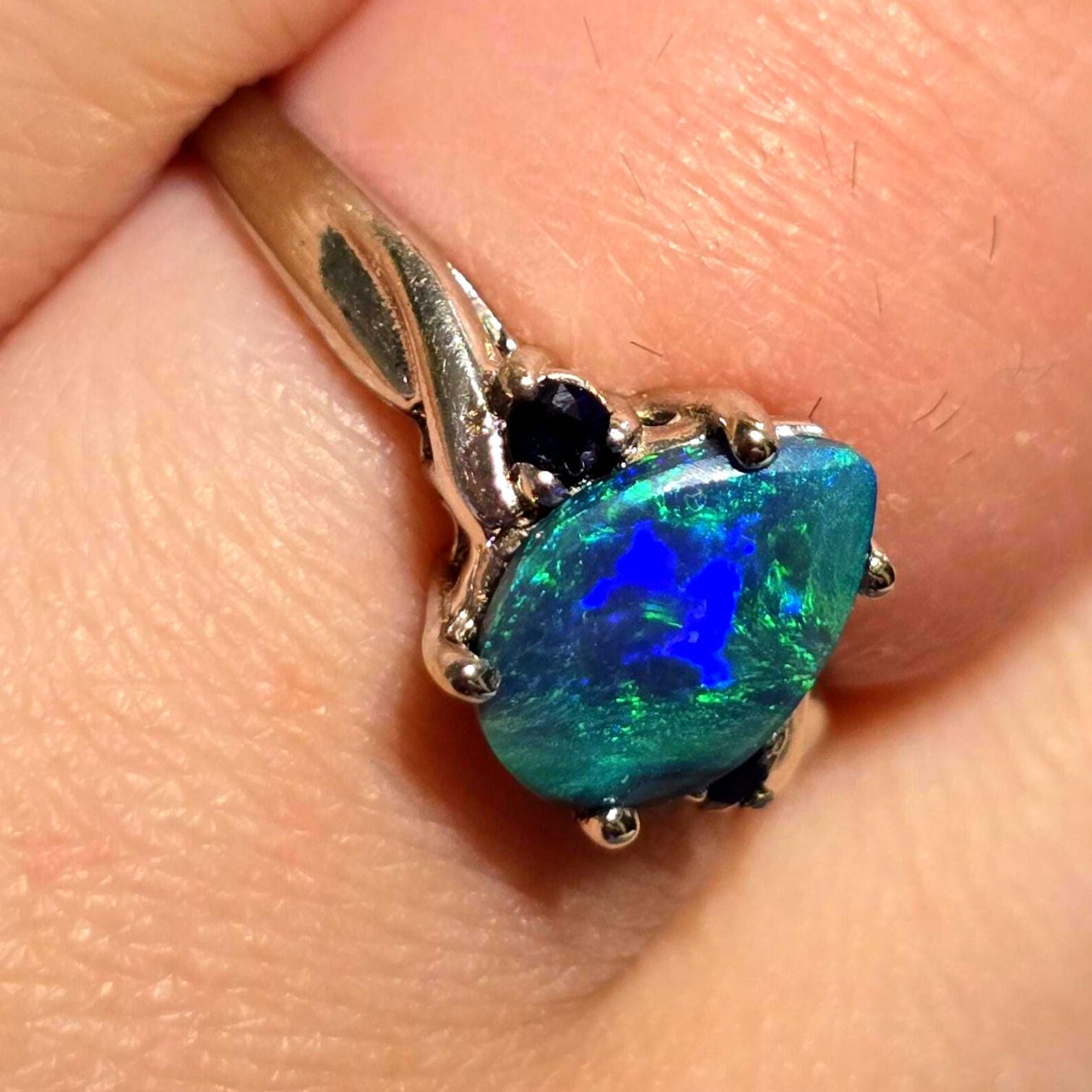 Peacock heirloom - Solid 10k White Gold Natural Australian Opal Ring Size 8.5 thumbnail 10