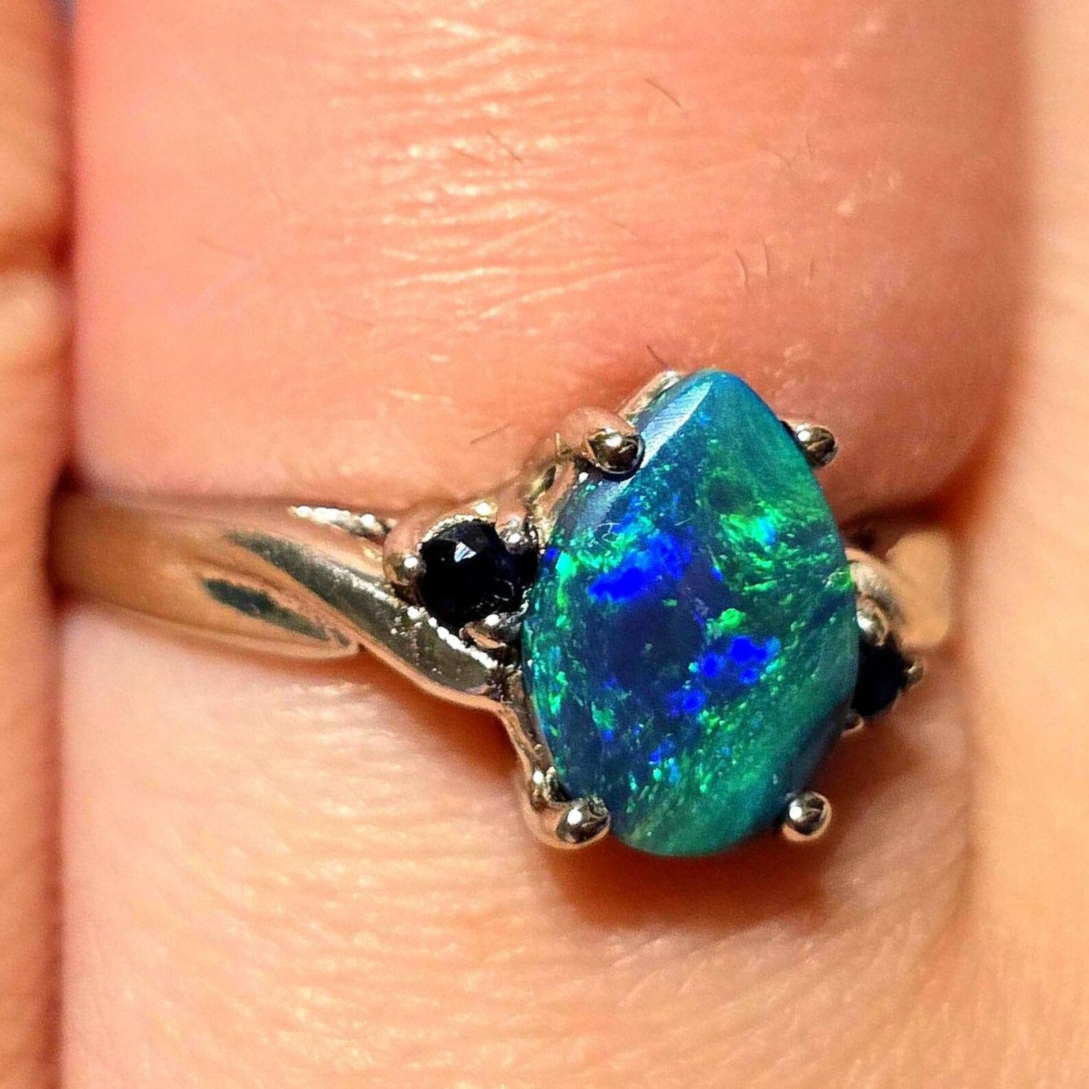 Peacock heirloom - Solid 10k White Gold Natural Australian Opal Ring Size 8.5 thumbnail 17