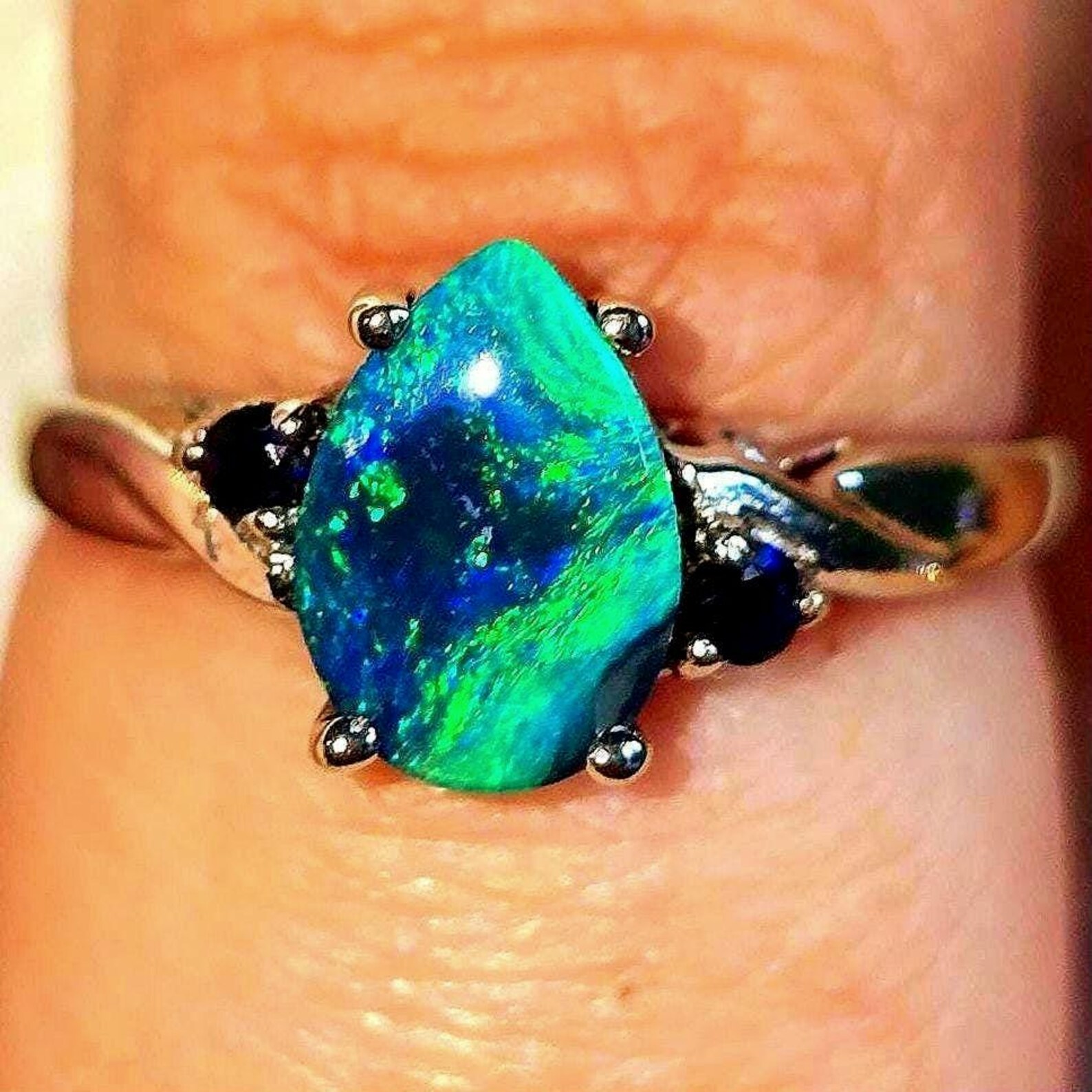 Peacock heirloom - Solid 10k White Gold Natural Australian Opal Ring Size 8.5 thumbnail 7