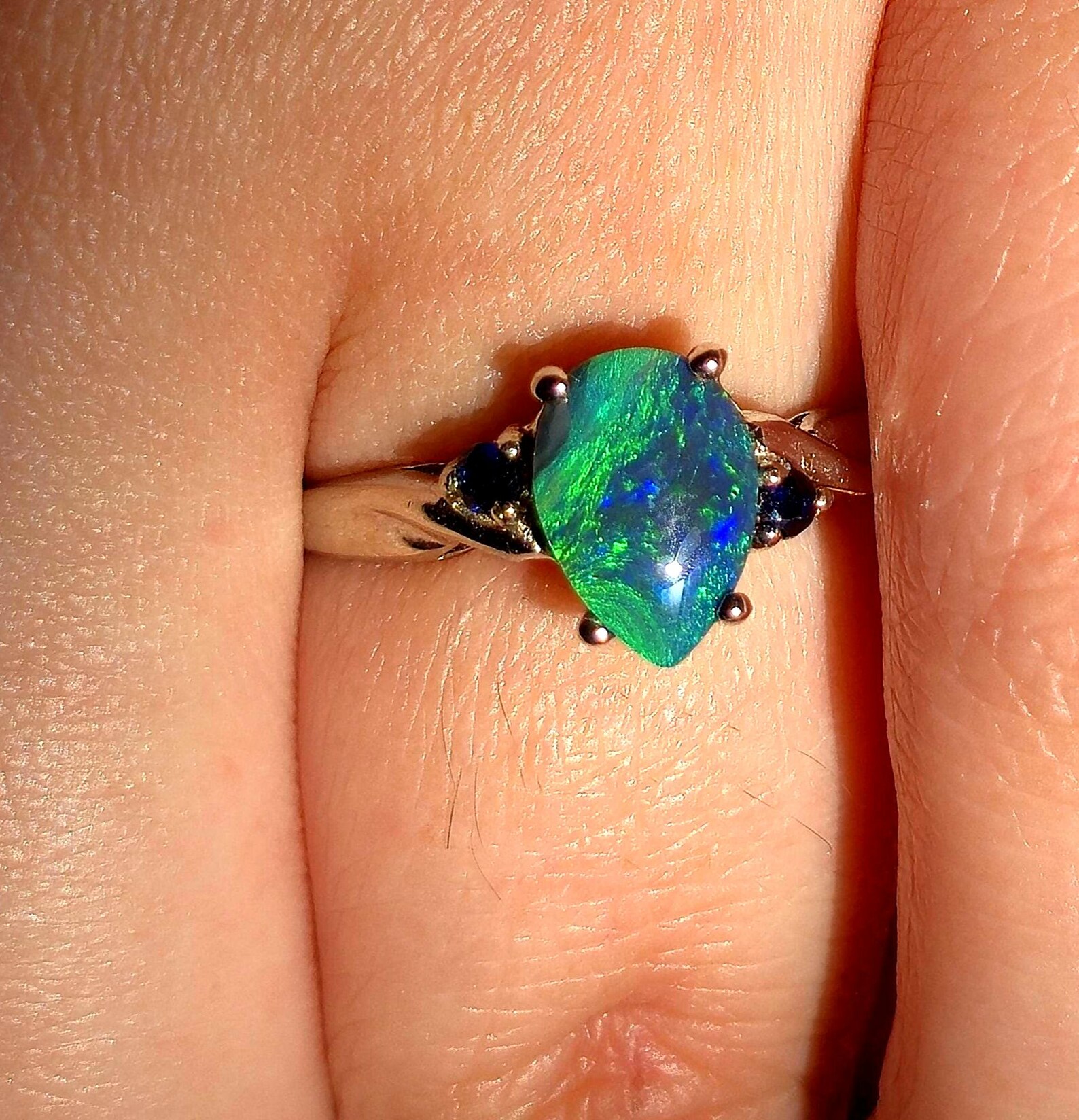 Peacock heirloom - Solid 10k White Gold Natural Australian Opal Ring Size 8.5 thumbnail 19