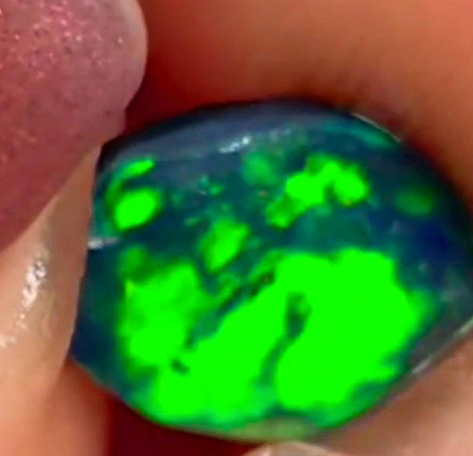 CUSTOM NEON Natural Australian Black Opal Ring Solid Gold,  thumbnail 10